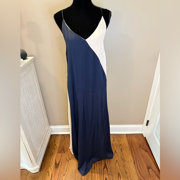 Women’s ZARA Navy & Cream Maxi dress- Size Small - Picture 4 of 13